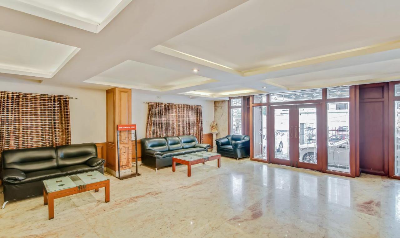 Treebo Trend President Suites Bangalore Buitenkant foto